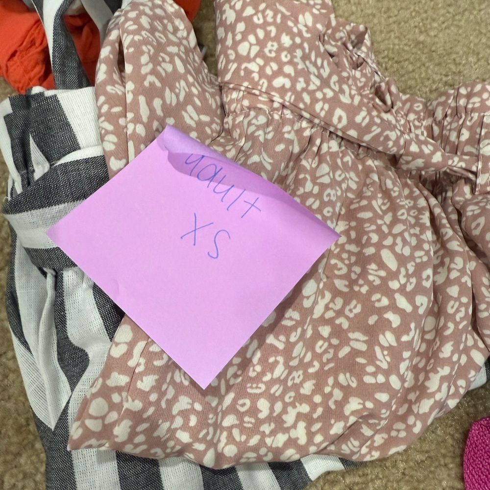 patterned shorts - Picture 11 of 11